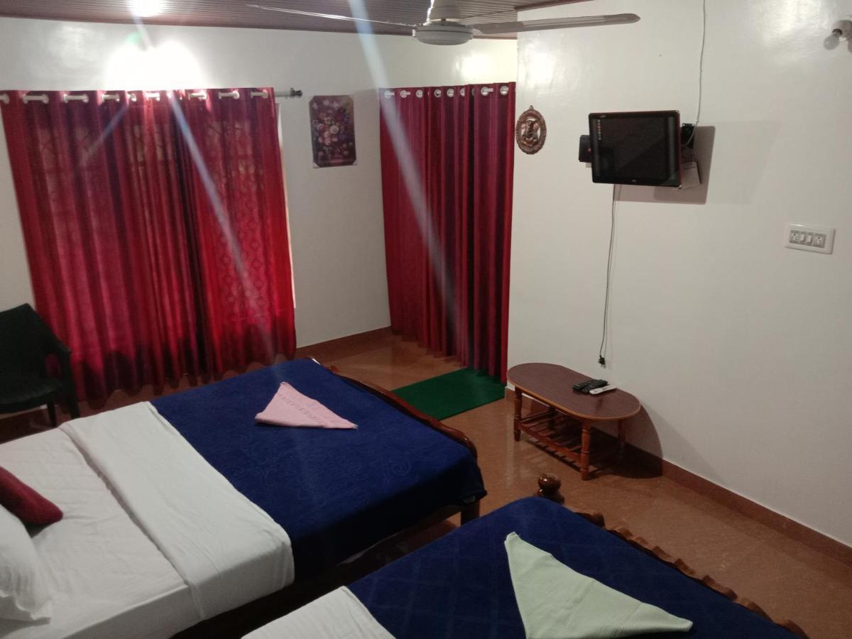 Shivalaya Homestay, Madikeri Siddāpur Exterior foto